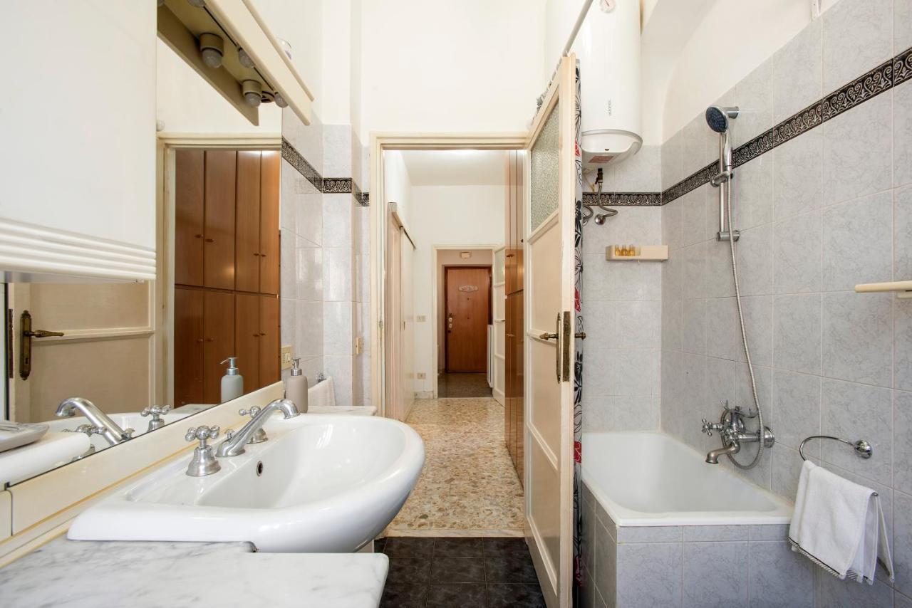 Art Of Living - Suite Elegante Nel Cuore Di Roma Buitenkant foto